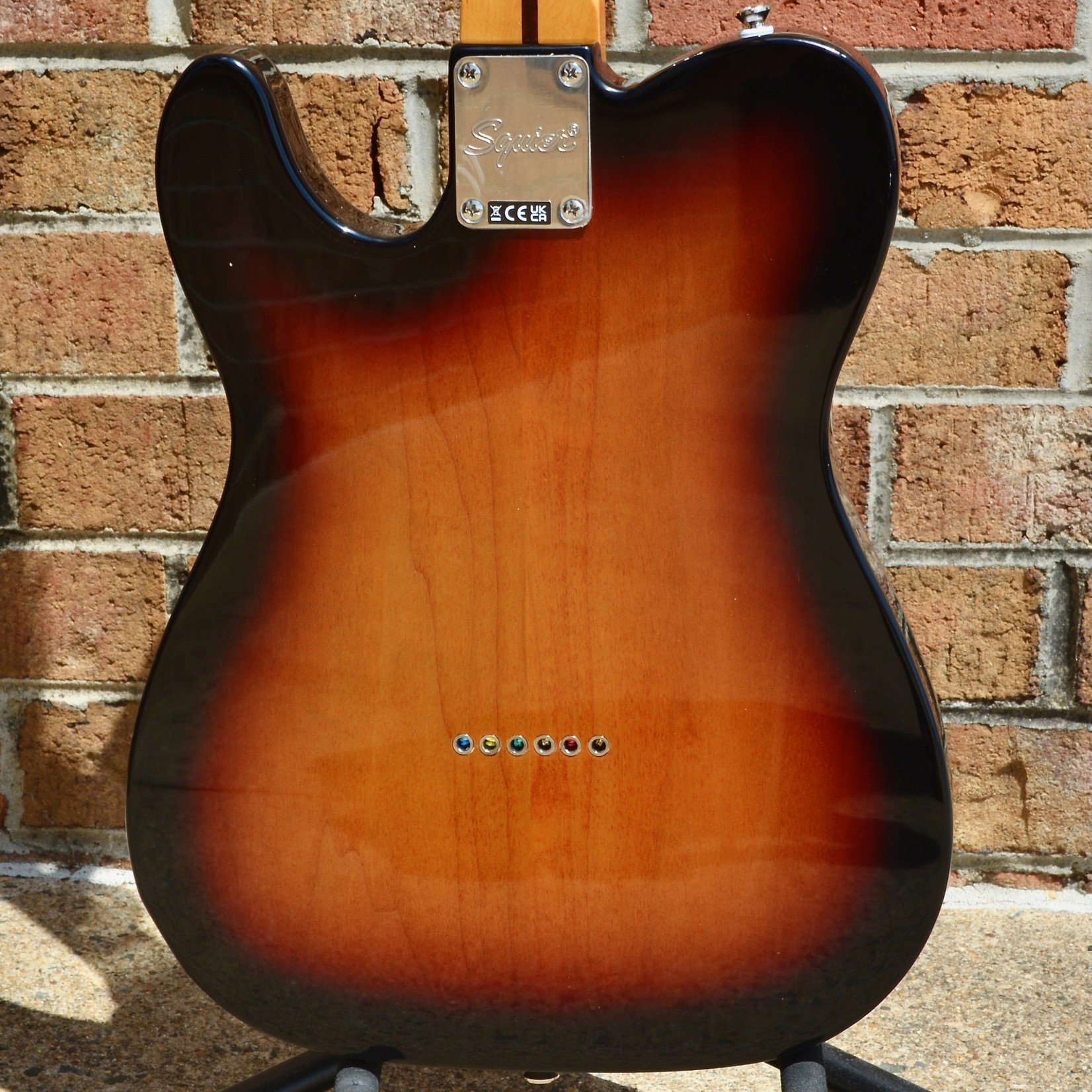 Fender Fender Classic Vibe '70s Telecaster® Thinline, Maple Fingerboard, 3-Color Sunburst