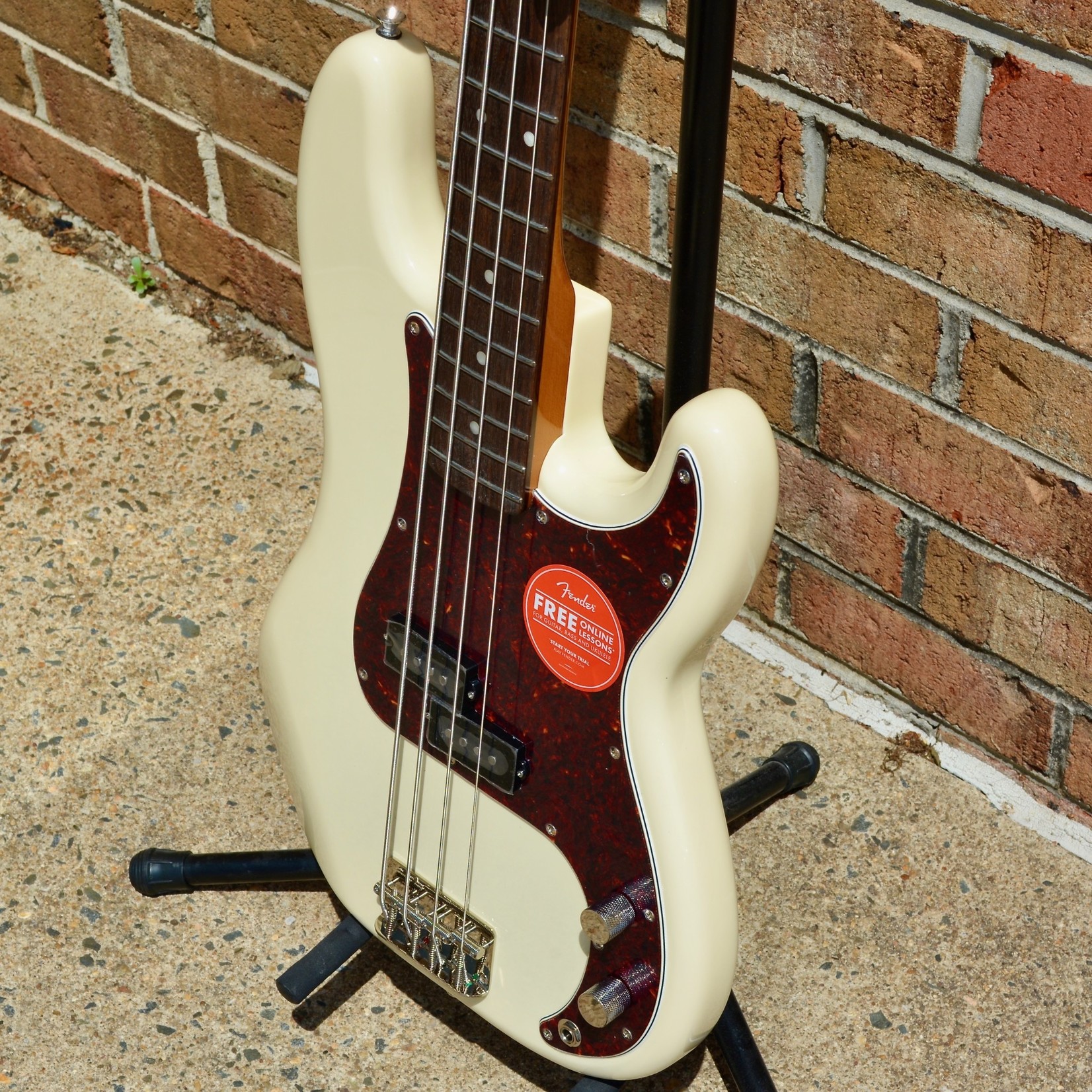 Fender Fender Classic Vibe '60s Precision Bass®, Laurel Fingerboard, Olympic White