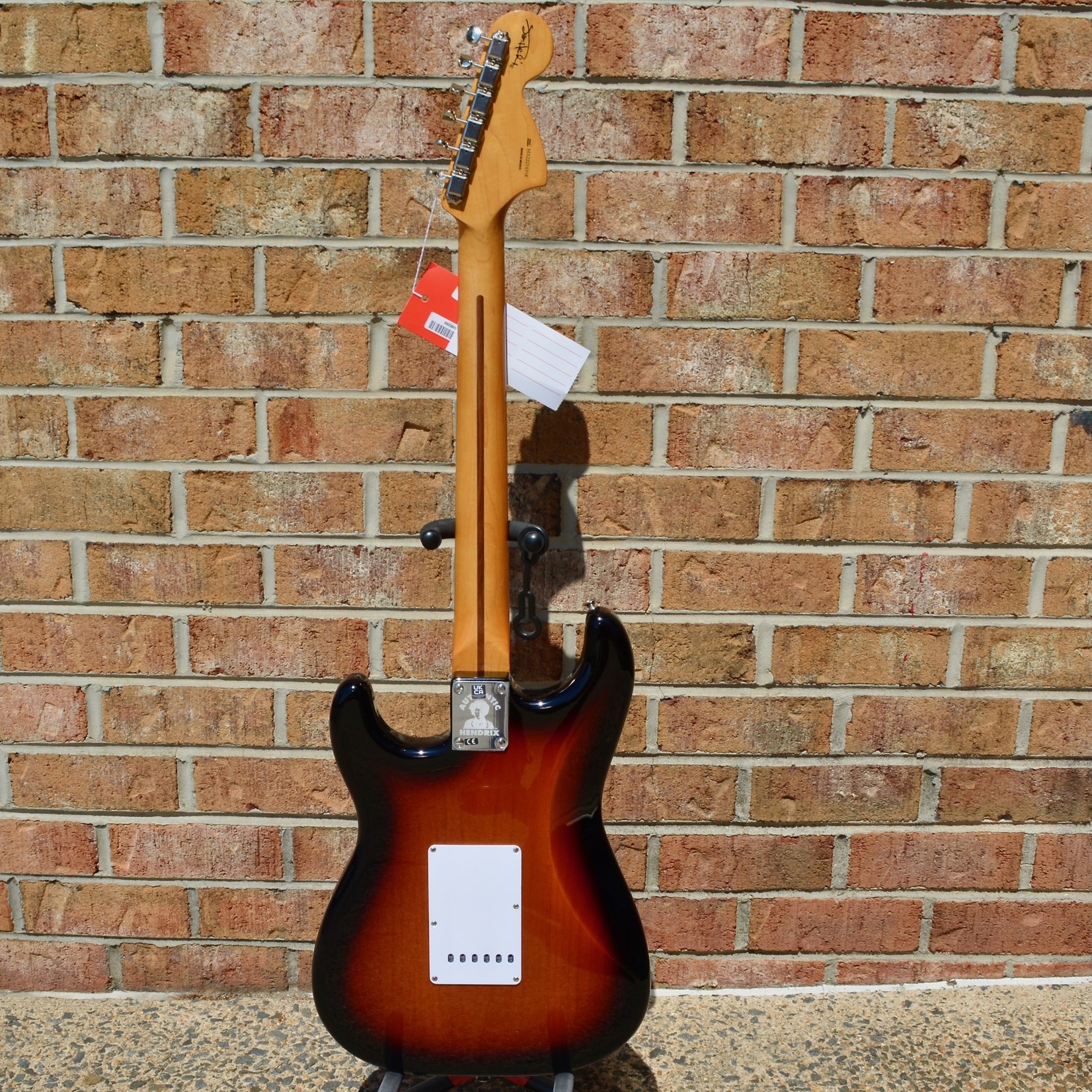 Fender Fender Jimi Hendrix Stratocaster® Maple Fingerboard 3-Color Sunburst
