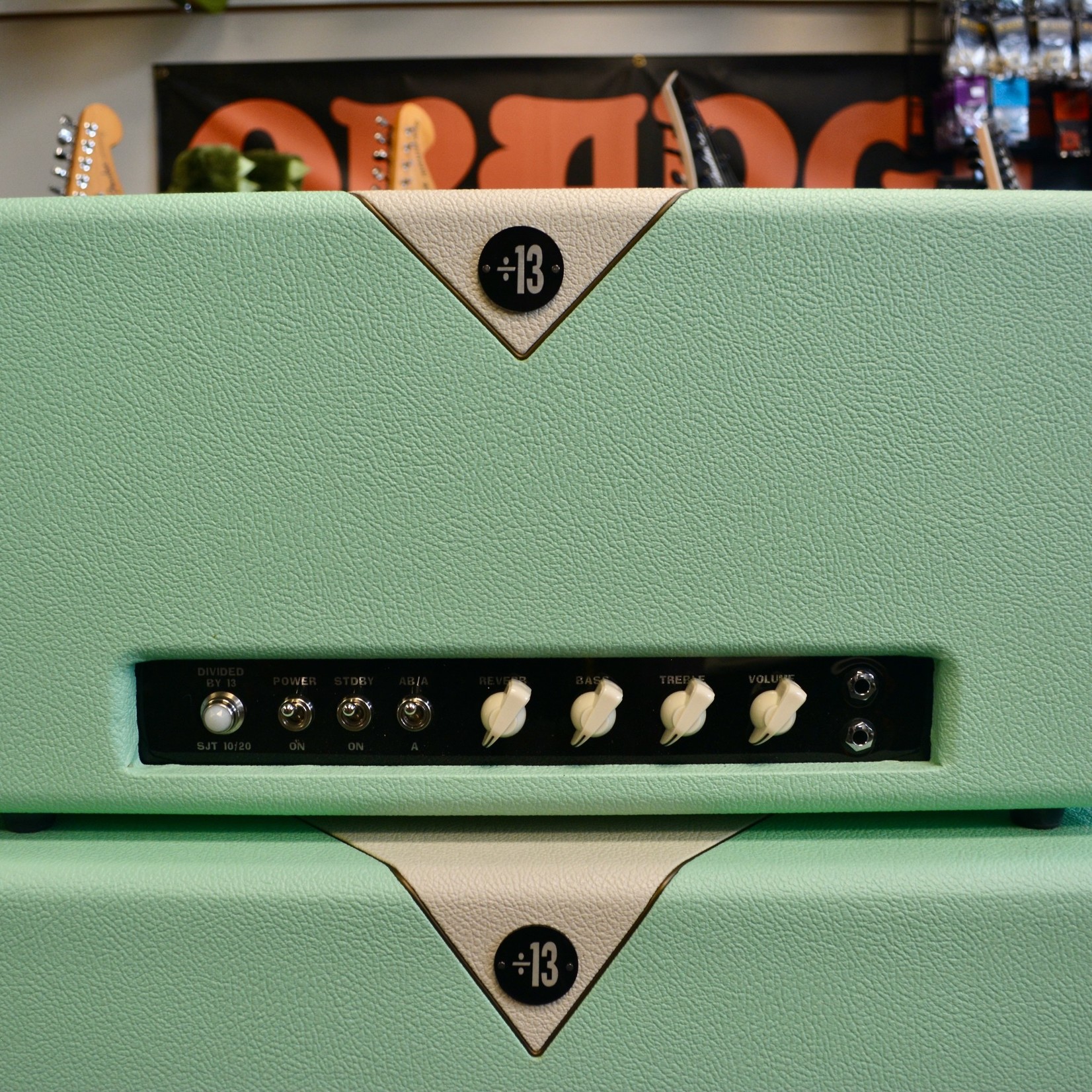 Divided By 13 Divided By 13 SJT 10/20 w/ matching 1x12 Surf Green/White