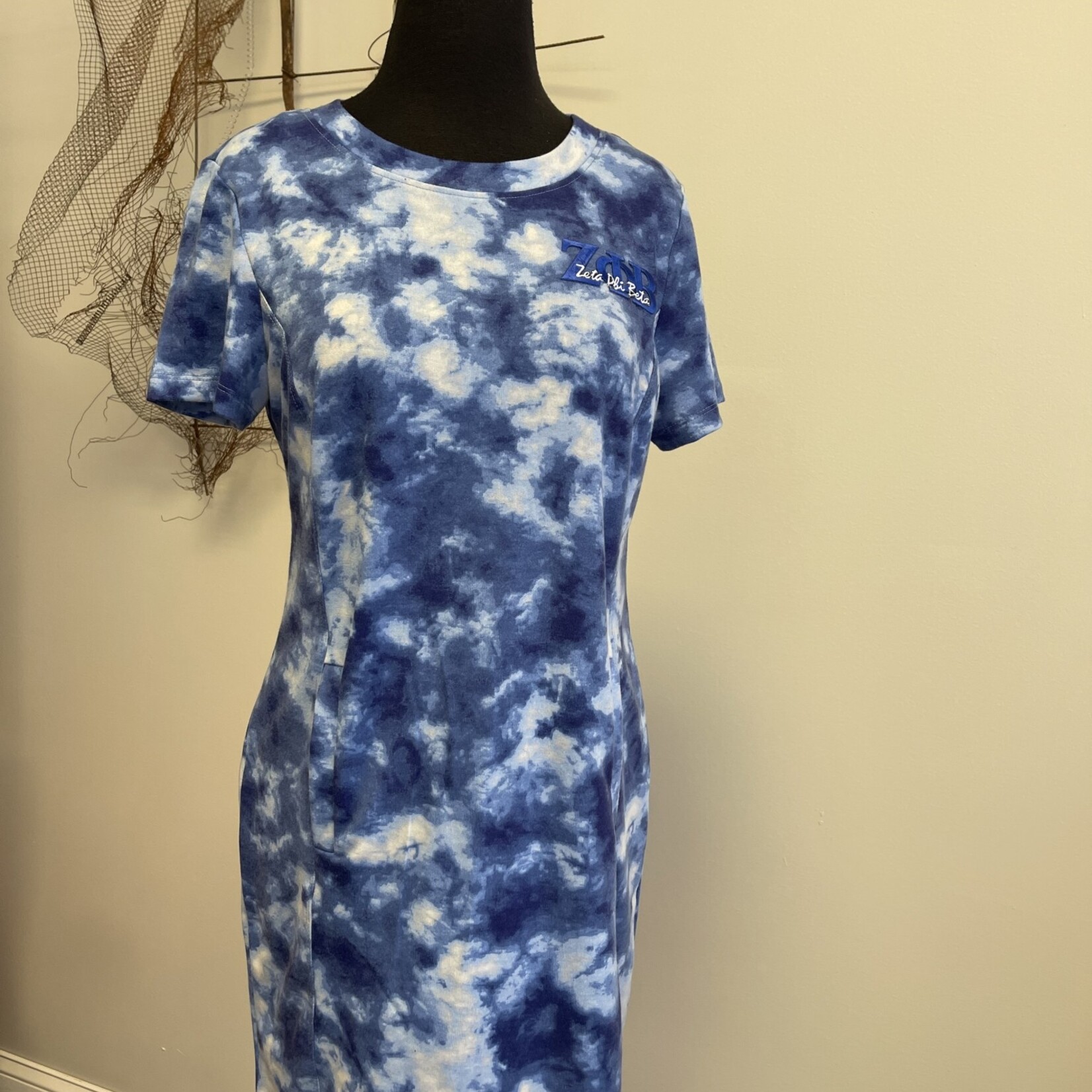 ΖΦΒ Blue Tie-Dye Short Sleeve Dress