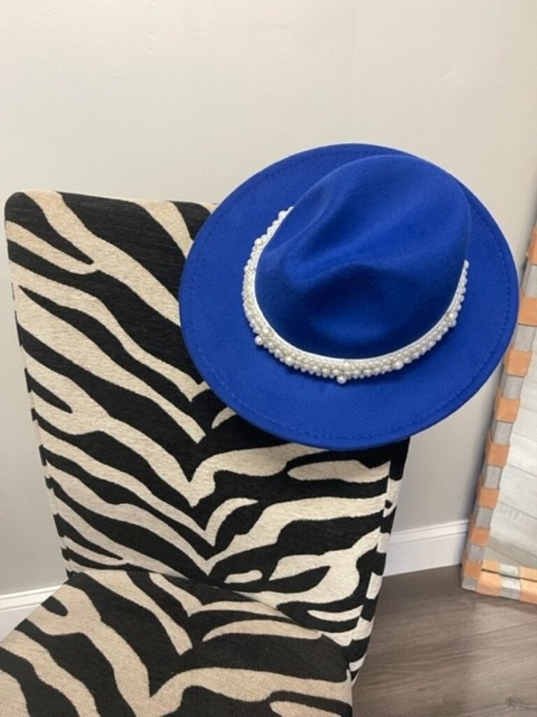 ΖΦΒ Blue Hat with Pearls (FA24)