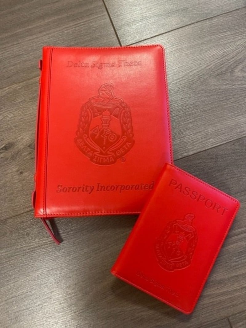 ΔΣΘ Red Leather Passport Cover