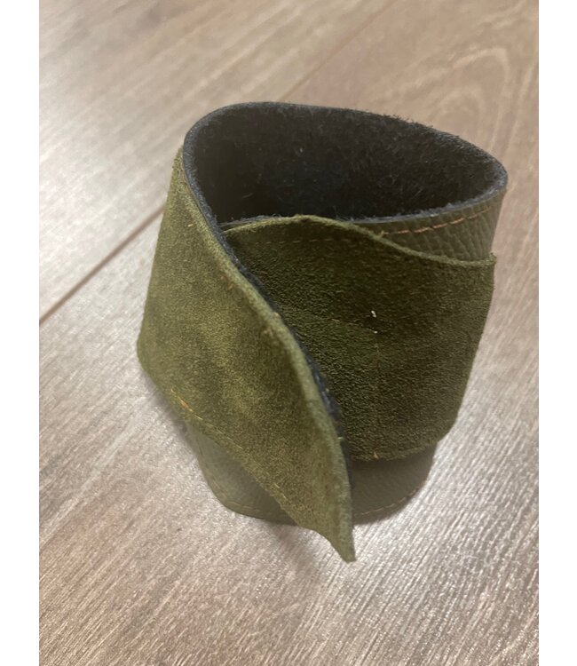 W Cowhide-Leather-Suede Cuffs