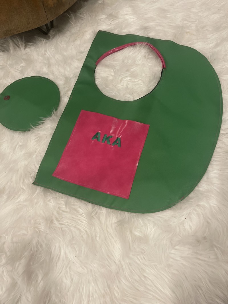 ΑΚΑ AKA Green with Pink D Bag and pouch (I2)