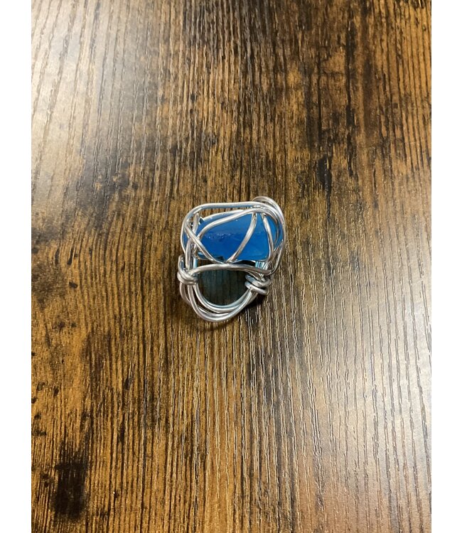 W Light Blue Crystal Ring