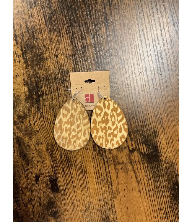 W Wooden cheetah print earrings