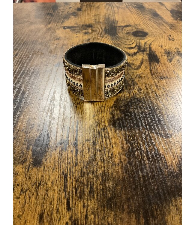 W Magnetic Beaded Cuff Bracelet