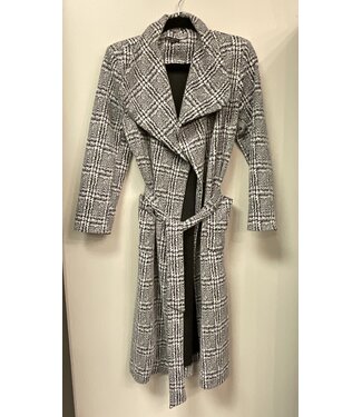 W Small White Plaid Peacoat