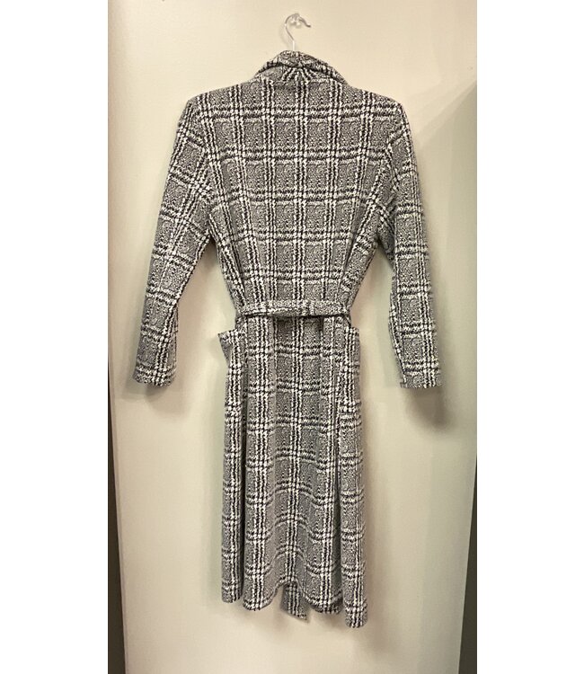 W Small White Plaid Peacoat