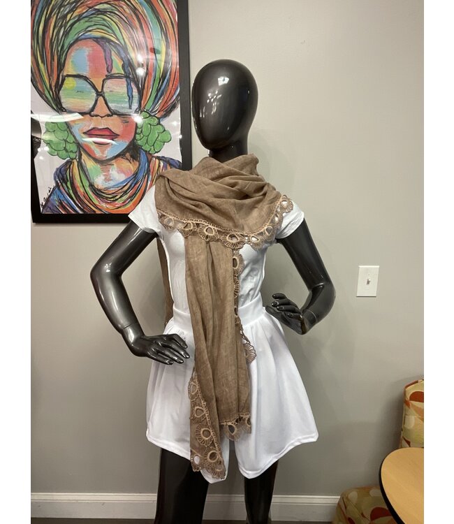 W Vintage caramel Champagne scarf