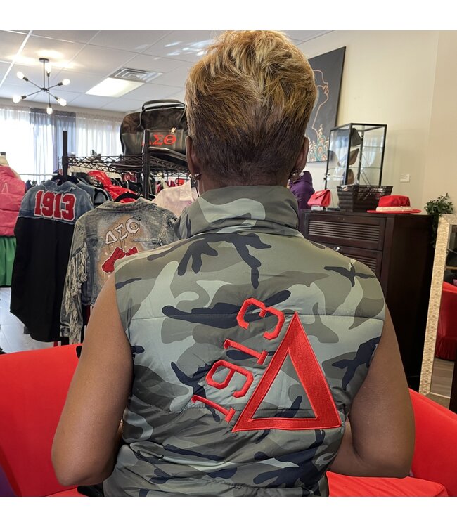 ΔΣΘ DST Patent Camo Puff Vest