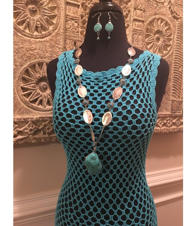 W Handcrafted metal and turquoise Necklace Earring set
