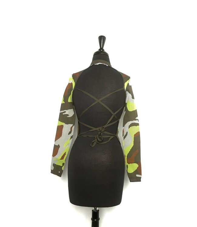 Open back camo longsleeve