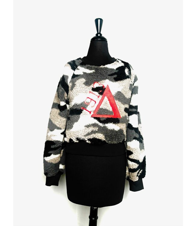 ΔΣΘ DST Fuzzy Camo Crewneck Sweatshirt (SM) 2025