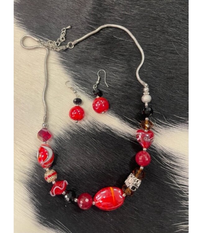 W Crimson, Cream and Black Necklace and Earring Set