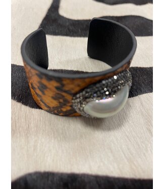 W Stone Cuff Bracelet