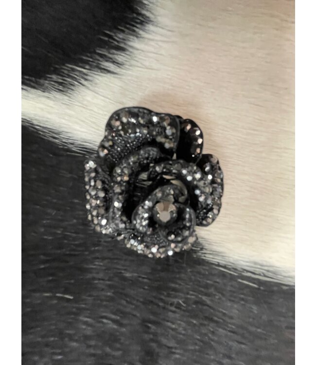 W Black Rose Brooch