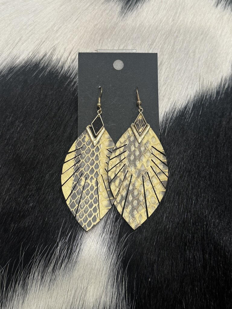 W Genuine Leather Handmade Earrings: Beige Snakeskin