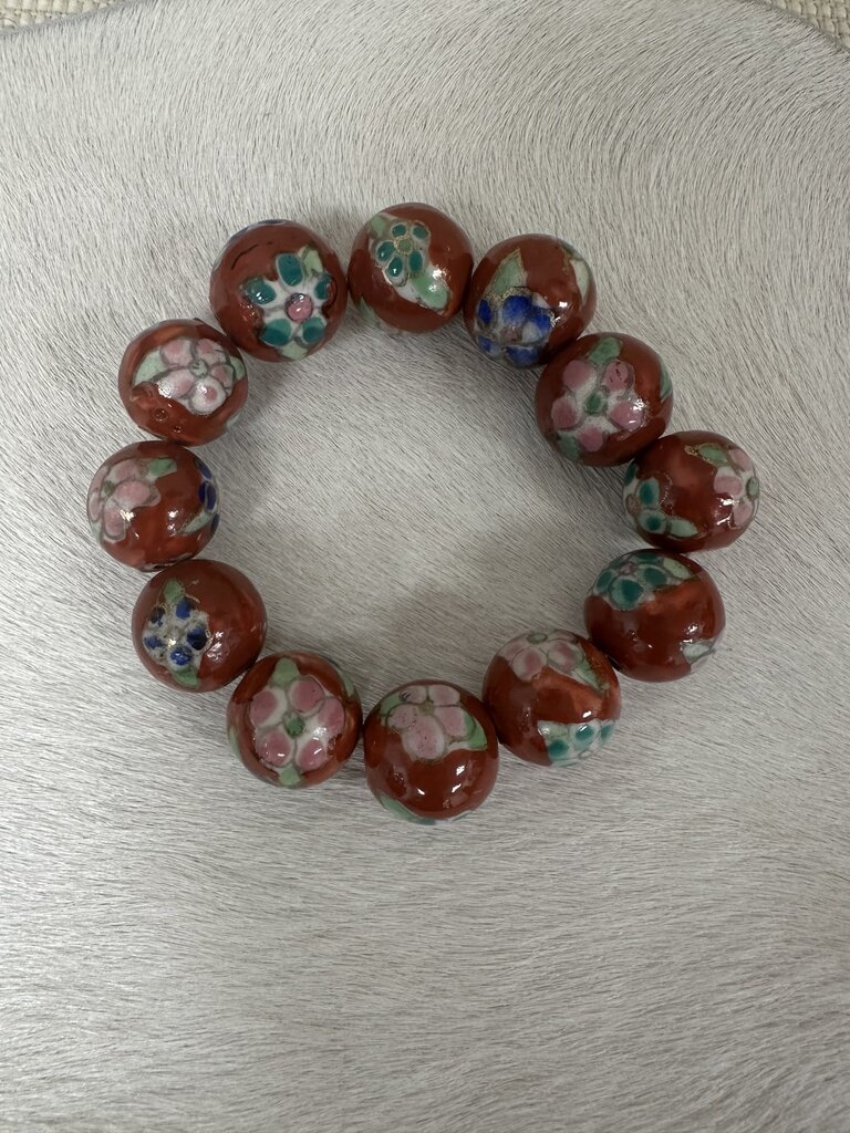 W Brown Pearl Bracelet W Flower Design