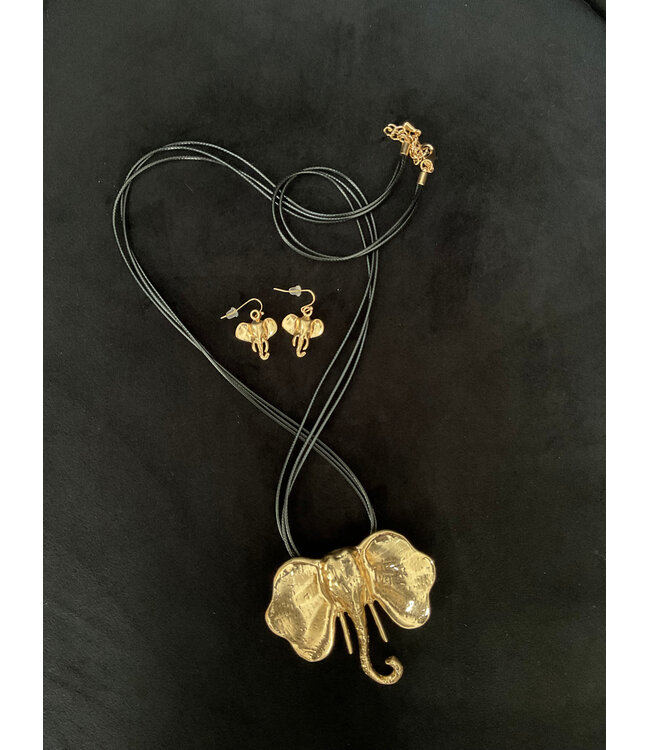 W Gold Elephant Necklace/Earrings Set (only 1 left) (FA25)