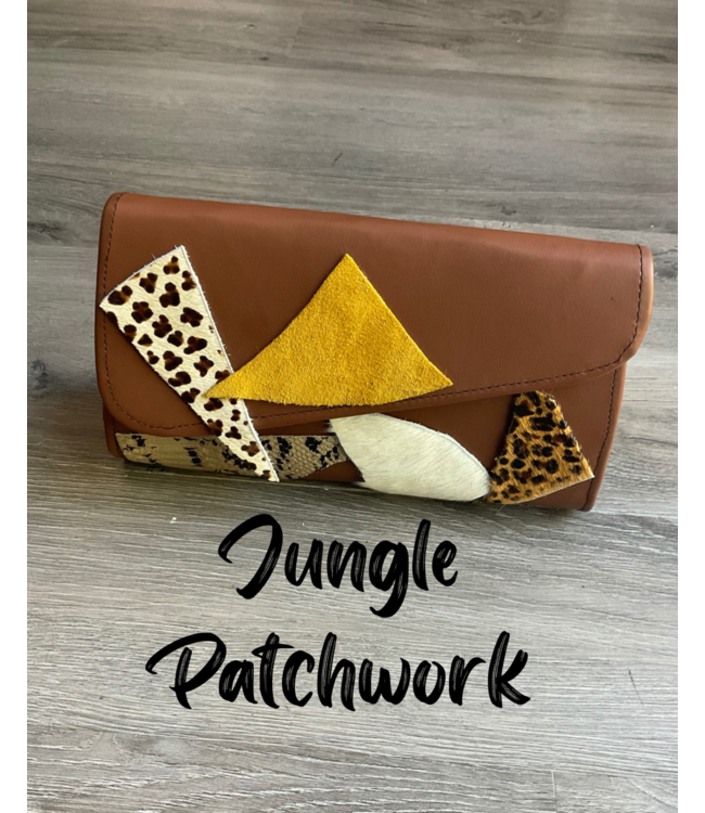 W Safari Clutch Collection (FA25)