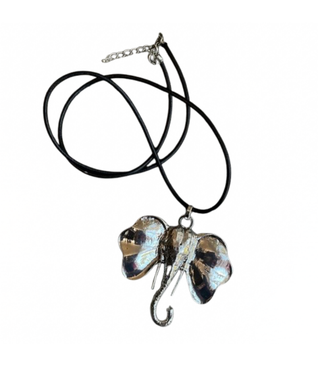 ΔΣΘ Silver Elephant w/ Leather Necklace Cord (Red/Black) (FA25)