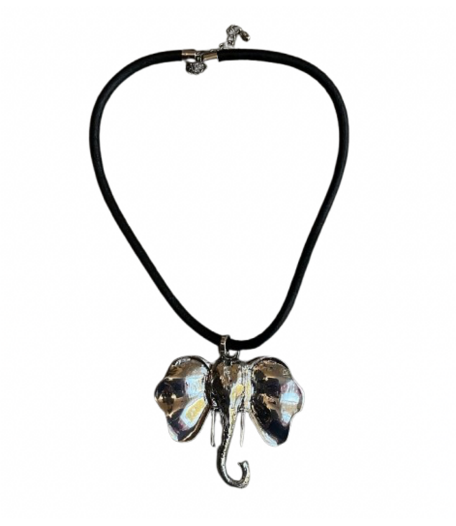 ΔΣΘ Silver Elephant w/ Leather Necklace Cord (Red/Black) (FA25)