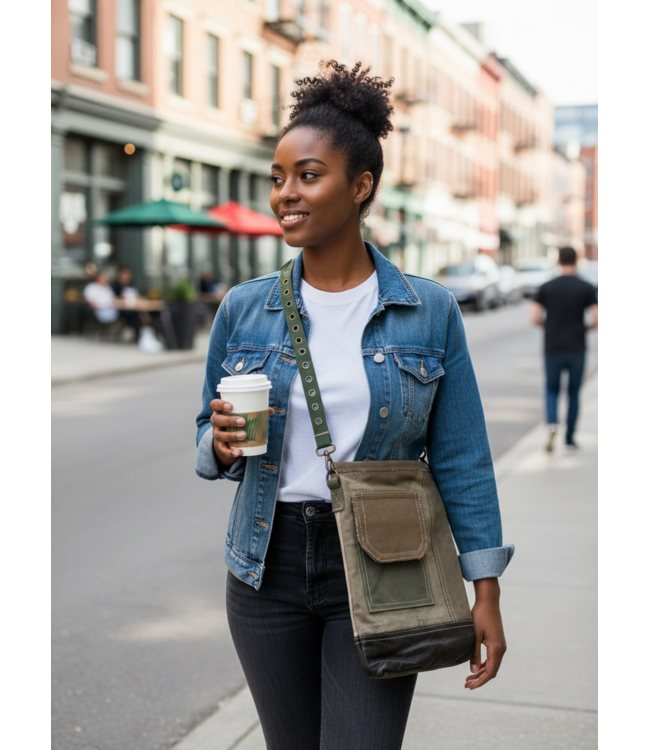 NEW! W Vint-Addiction Repurposed Crossbody Bag (FA25)