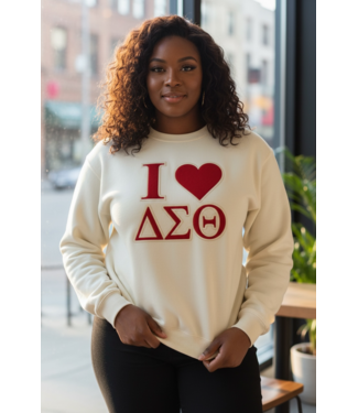 ΔΣΘ NEW! DST Delta I Love DST Cream Sweatshirt (Plus) (SP26)