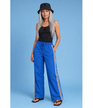 NEW! W Royal Blue Track Pants with Side Stripe (FA26)