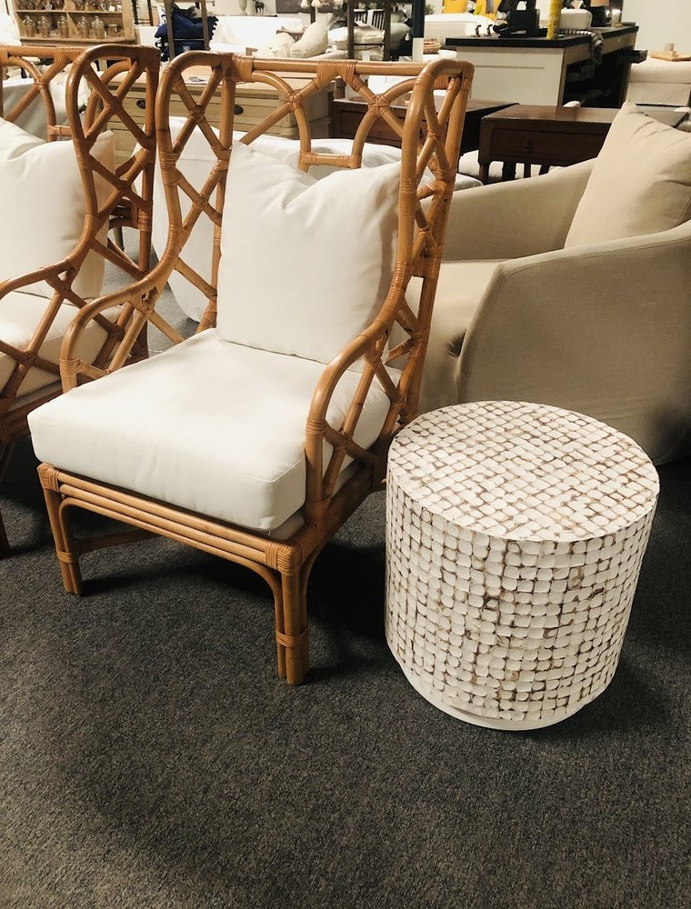 Coconut Coconut End Table - Round