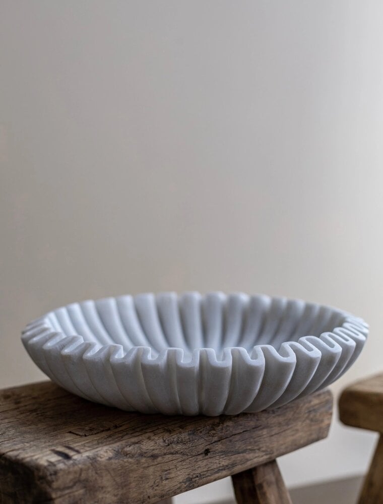 Flaire Marble Fluted Scalloped Bowls 12x12