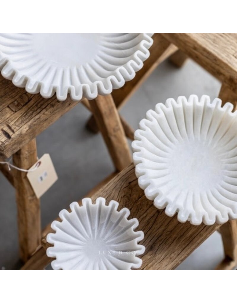 Flaire Marble Fluted Scalloped Bowls 12x12