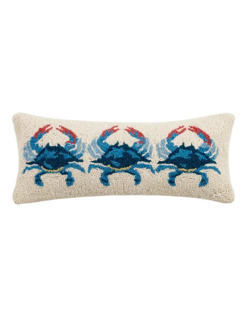 Peking Handicraft 3 Blue Crabs Hook Pillow