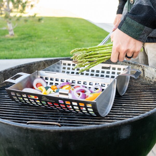 BBQ Dragon rolling grill basket