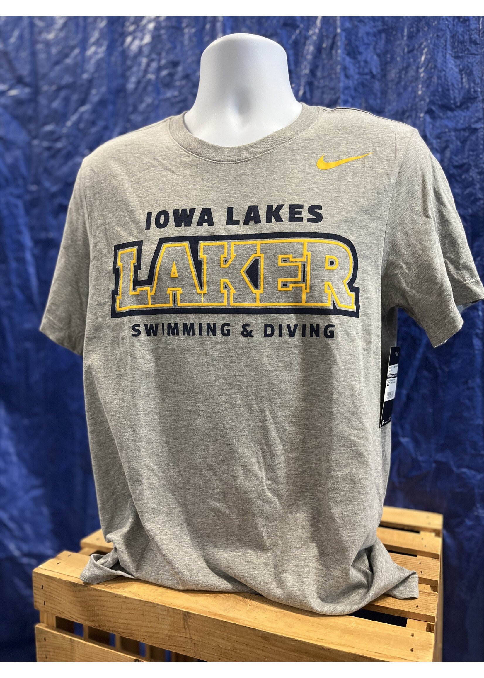 Nike Swimming & Diving  LAKER SS Tee