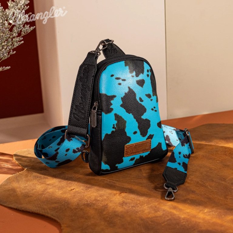 Wrangler Wrangler Cow Print Crossbody/Sling Chest Bag - Turquoise