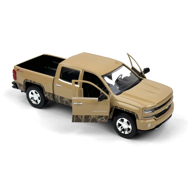 Big Country Toys Big Country Toys 2017 Chevy Silverado 1500 LT Z71 Truck