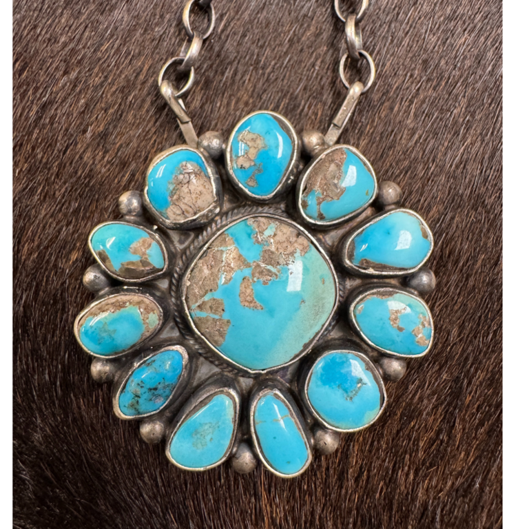 Indian Touch Of Gallup Navajo Handmade Kingman Turquoise Necklace