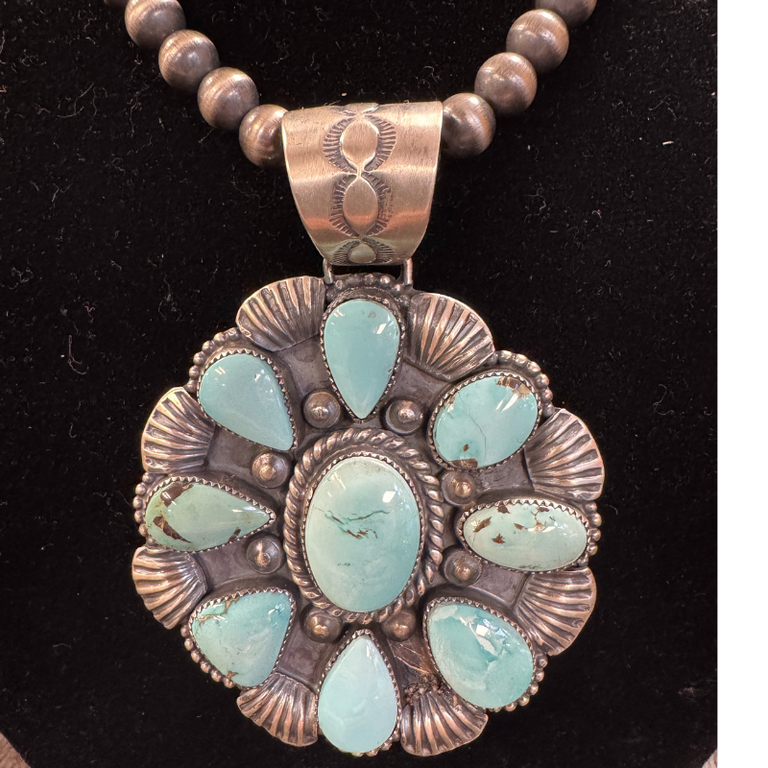 Indian Touch Of Gallup Navajo Handmade Kingman Turquoise Necklace