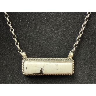 Indian Touch Of Gallup Indian Touch Of Gallup Handmade Navajo White Buffalo Necklace - Designer Augustine Largo