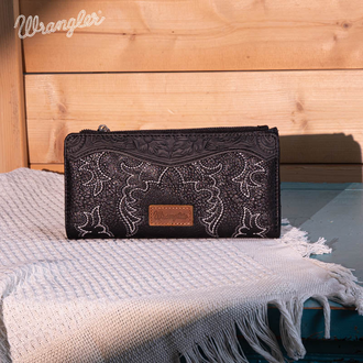 Wrangler Wrangler Embroidered Bifold Wallet - Black