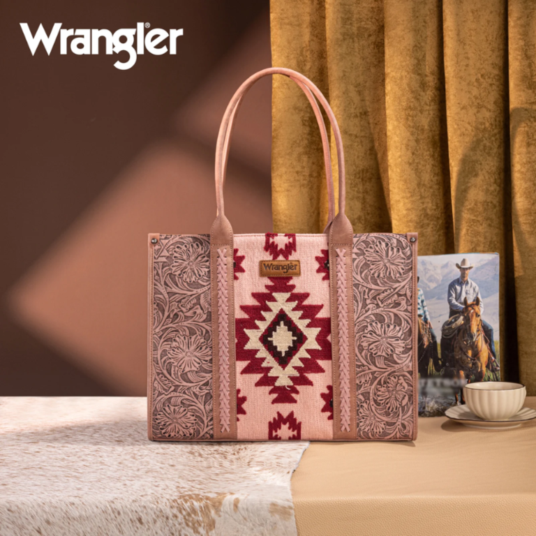 Wrangler Wrangler Tooled Aztec Pattern Print Concealed Carry Large Tote - Pink