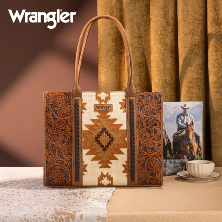 Wrangler Wrangler Tooled Aztec Pattern Print Concealed Carry Large Tote - Brown
