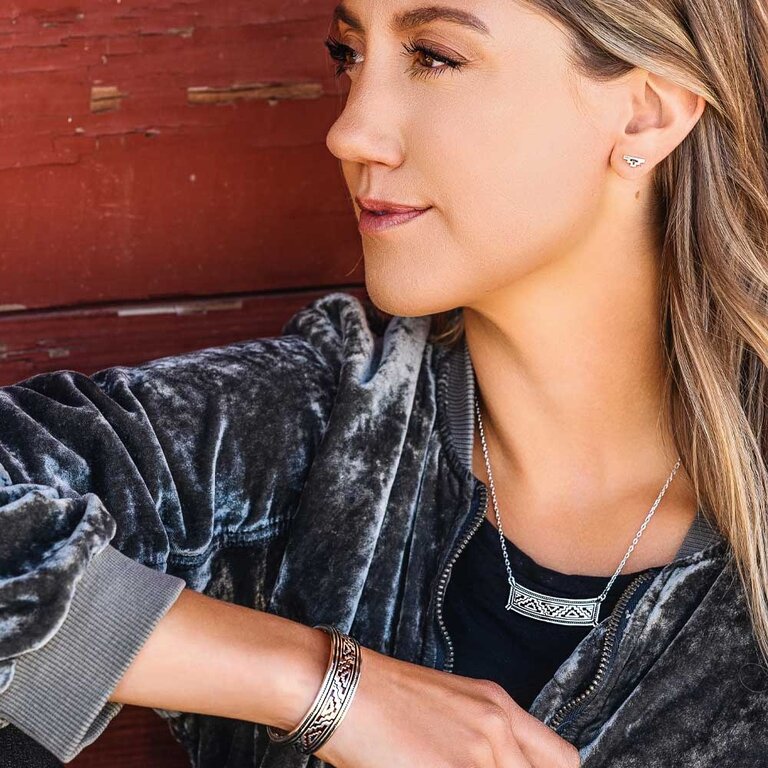 Montana Silversmiths Montana Silversmiths Amarillo Bar Necklace