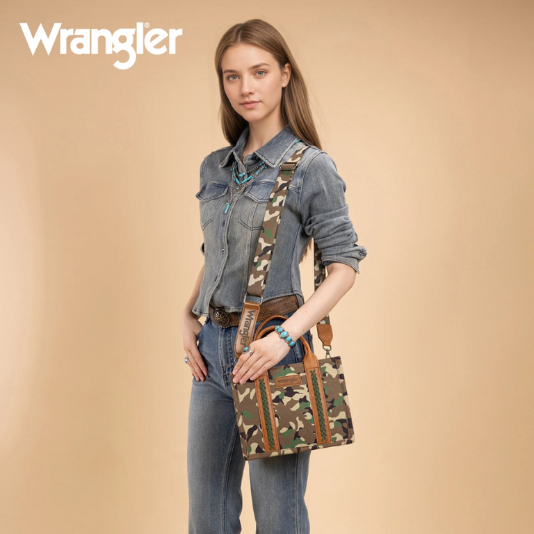 Wrangler Wrangler Camo Print Concealed Carry Tote - Green