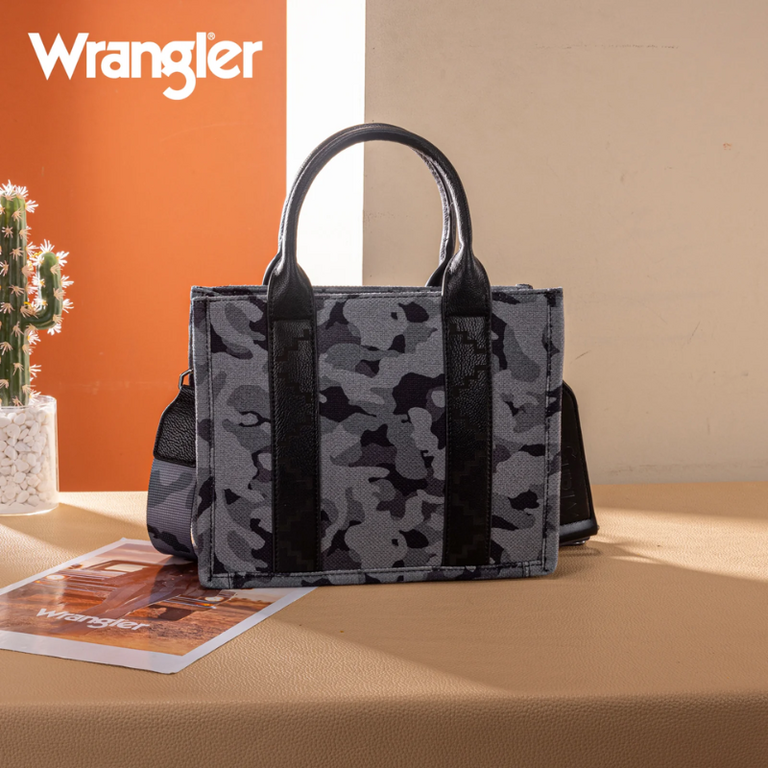 Wrangler Wrangler Camo Print Concealed Carry Tote - Black