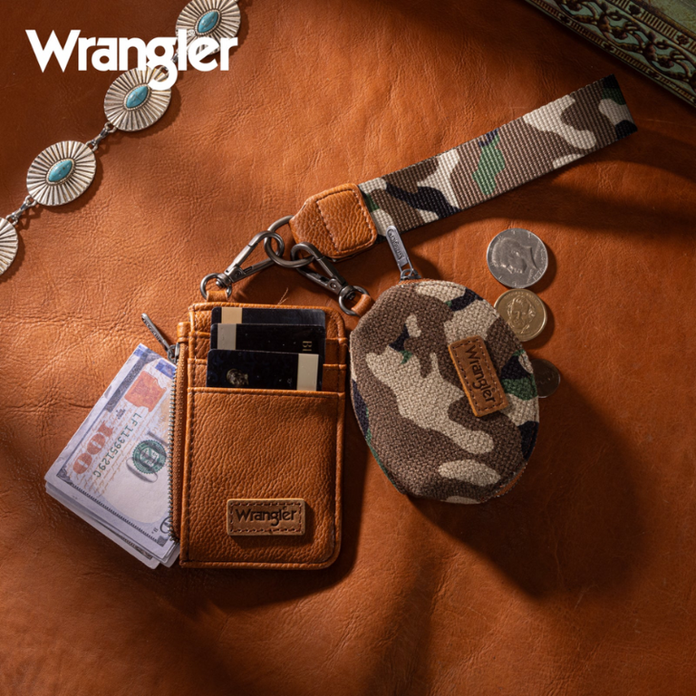 Wrangler Wrangler Camo Print Dual Pouch Wristlet - Green