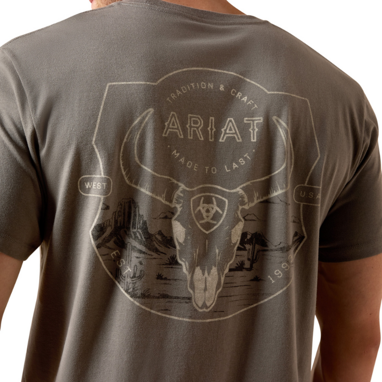 Ariat Ariat Desert Badge Tradition S/S Tshirt - Smoked Pearl
